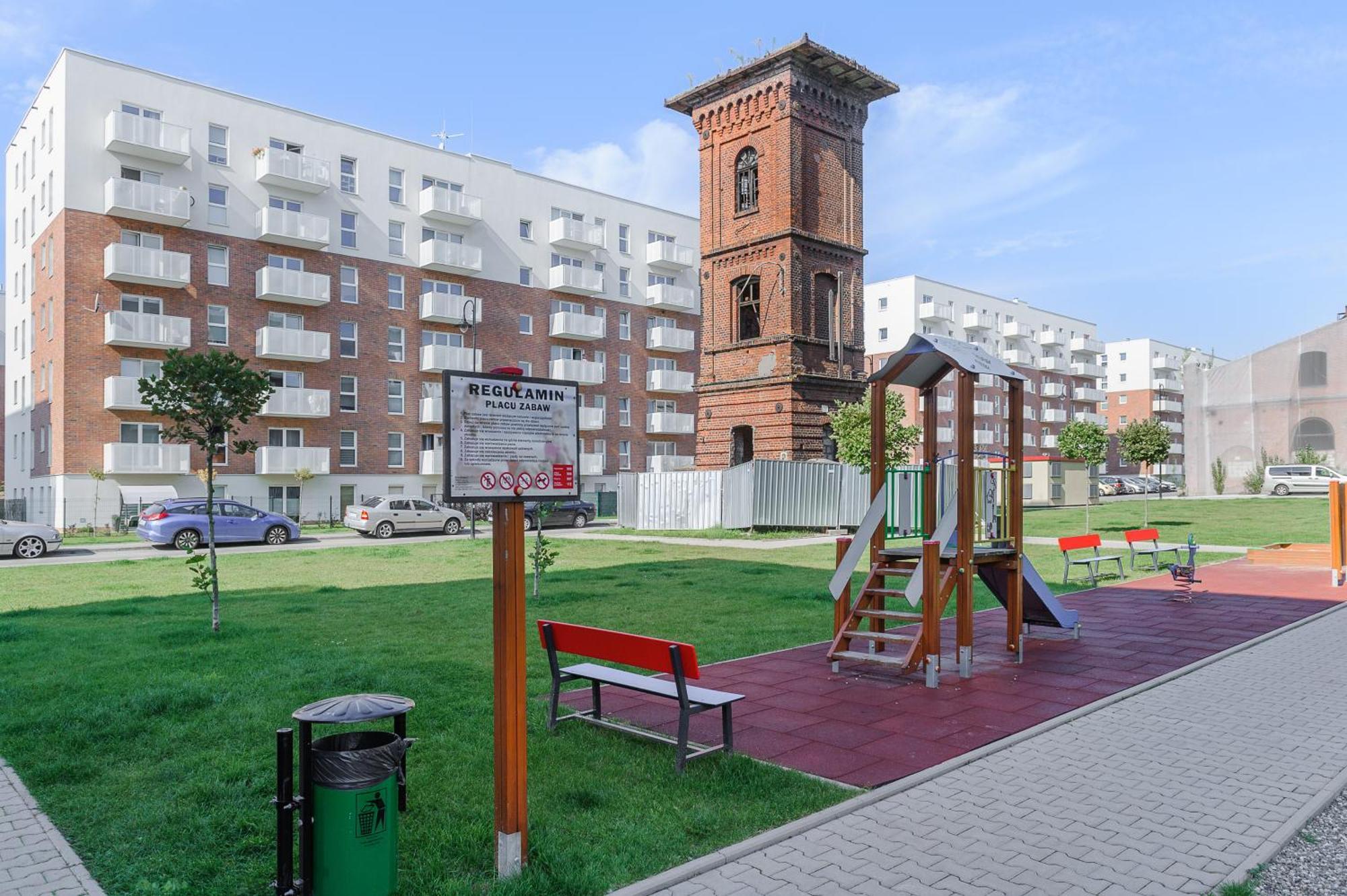 Lumina Bright Apart Park Stefana Skrzywana *